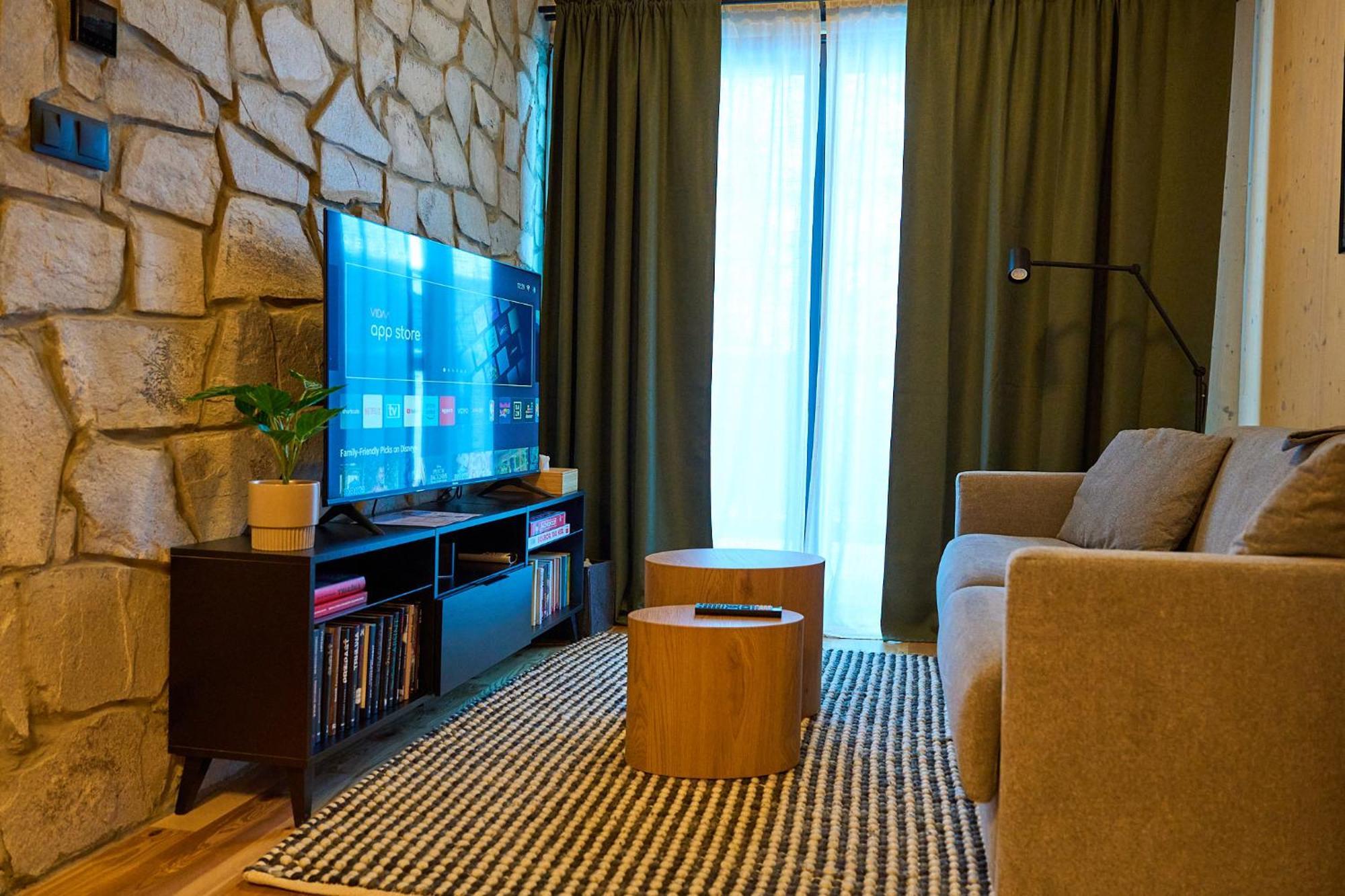 1-Bedroom Apartment Adam With Free Parking 데마노브스카돌리나 외부 사진